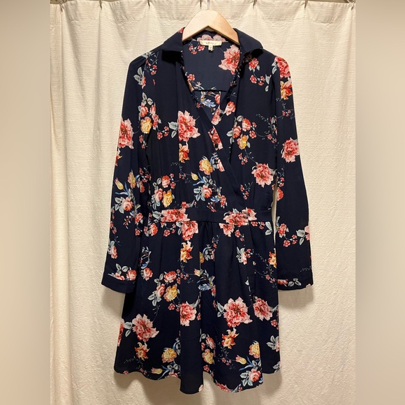 Women’s Navy with Pink Flowers Andreé by Unit Dress - Picture 6 of 6